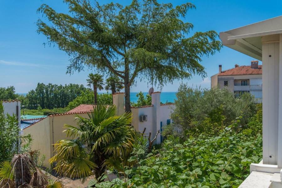 Holiday Home M&M Novigrad Istria Extérieur photo